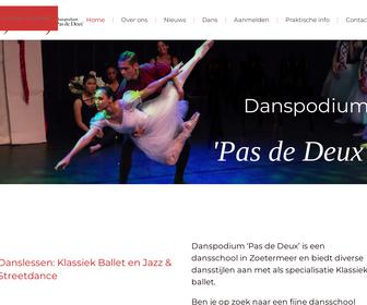 Danspodium 'Pas de Deux'