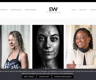 http://www.elizabethwattimena-fotografie.nl