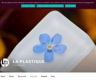 http://www.laplastique.com